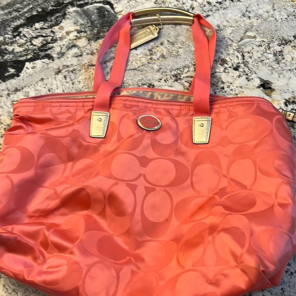 Bag - Picture 1 of 3